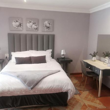 The Pheasant Apartamento Boksburg Exterior foto