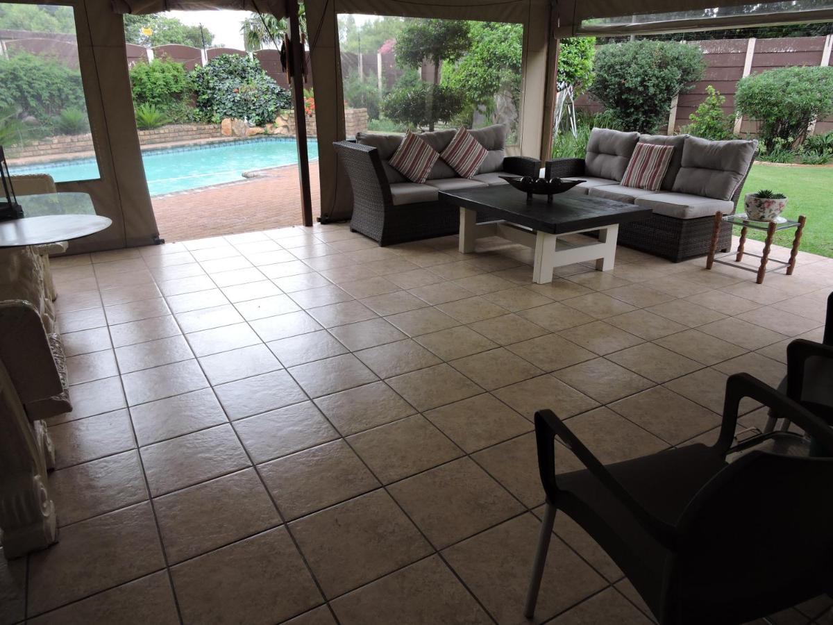 The Pheasant Apartamento Boksburg Exterior foto